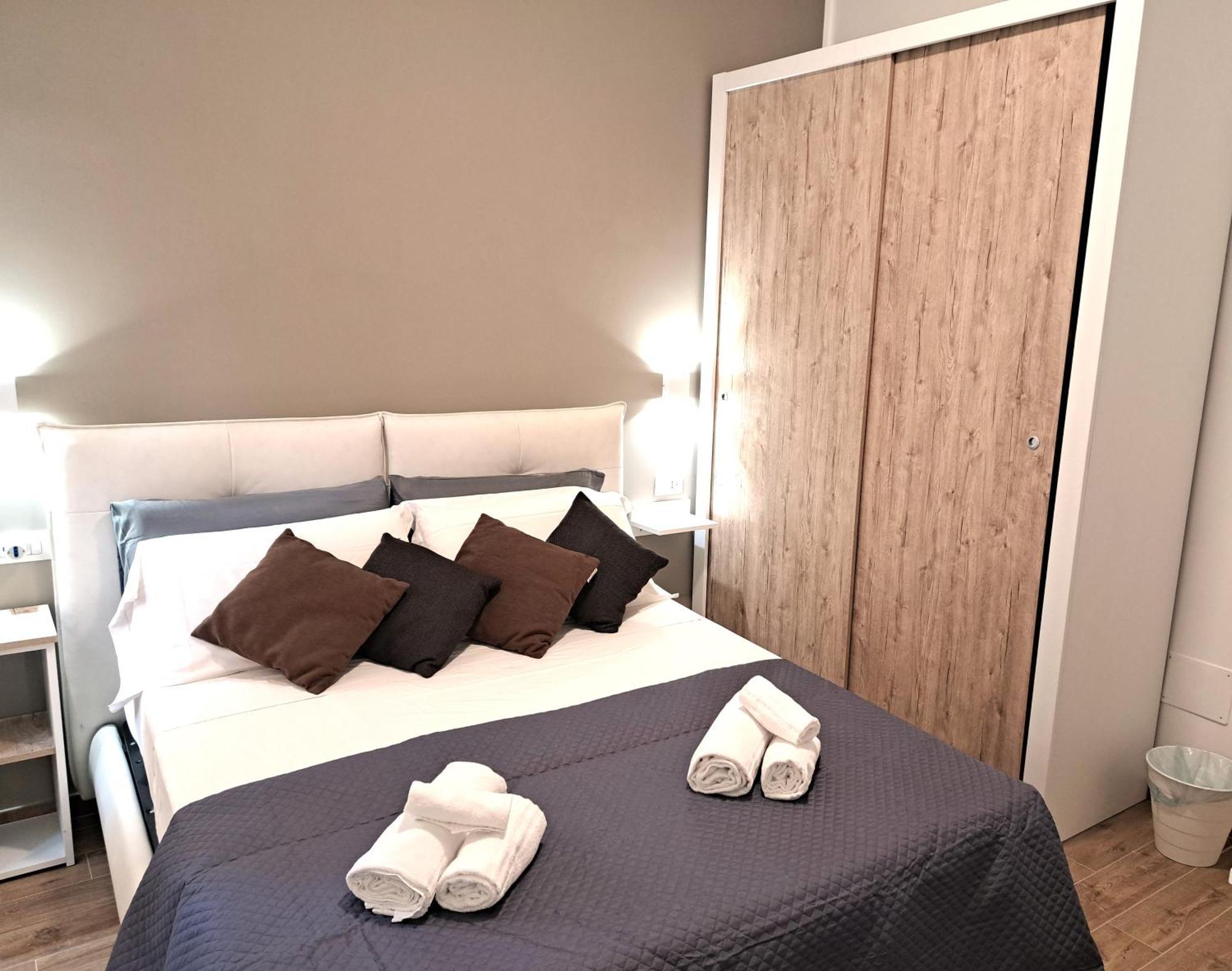 Apartment San Giovanni Metro Flat *